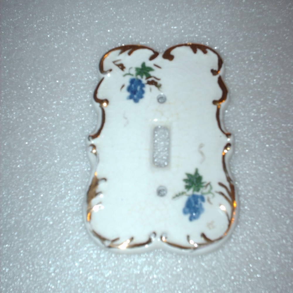 Antique hand-painted porcelain light switch covers - Picture 6 of 8